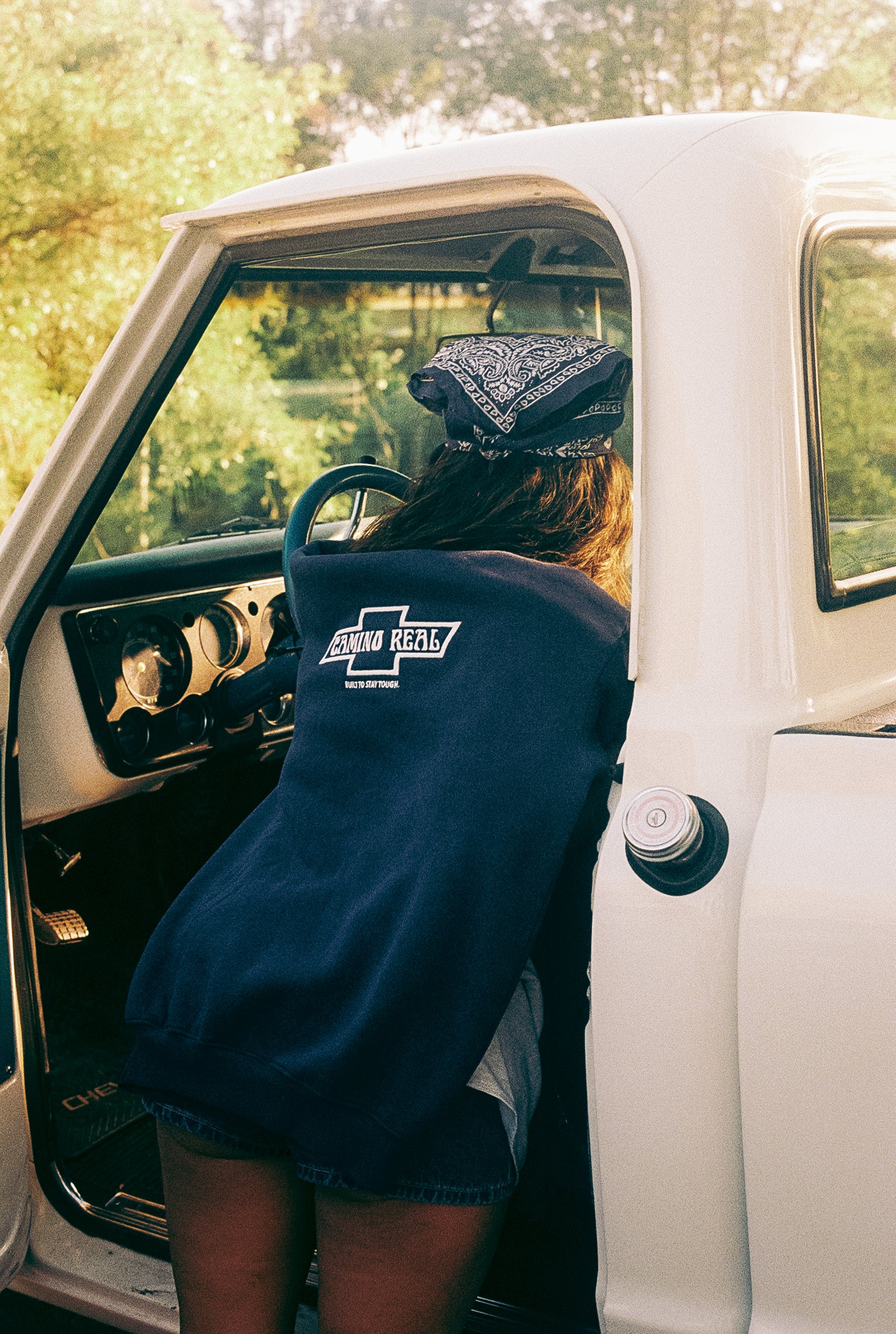 Built to Stay Tough Crewneck (Navy)